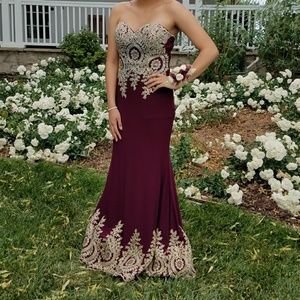 Burgundy Strapless Prom Dress
